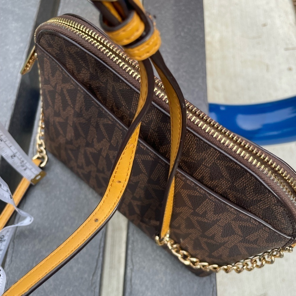 Michael Kors Bag,Michael Kors Brown and Yellow Crossbody Bag. - Picture 2 of 8